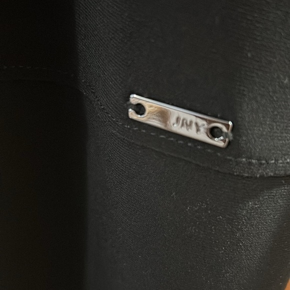 Ladies large 3/4 sleeve black top - Picture 5 of 6